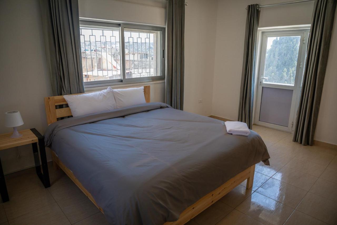 Dali House Hotel Amman Exterior photo